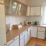 Family Wohnen Mit Garten Am Fusse Des Poestlingbergs Lage Villenviertel リンツ
