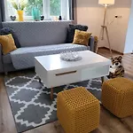 Family Wohnen Mit Garten Am Fusse Des Poestlingbergs Lage Villenviertel דירה *