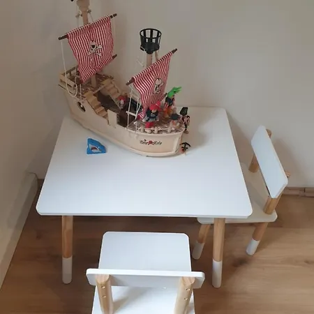 Family Wohnen Mit Garten Am Fusse Des Poestlingbergs Lage Villenviertel Apartment Linz