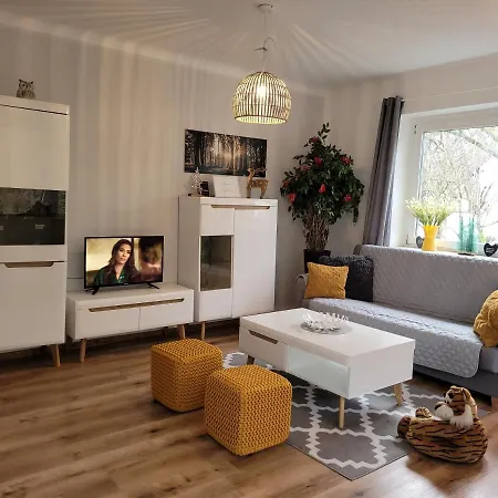 Family Wohnen Mit Garten Am Fusse Des Poestlingbergs Lage Villenviertel * リンツ