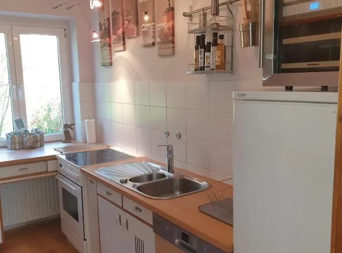 Family Wohnen Mit Garten Am Fusse Des Poestlingbergs Lage Villenviertel Λιντς