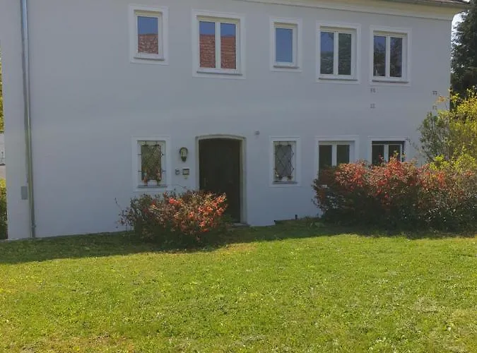 Family Wohnen Mit Garten Am Fusse Des Poestlingbergs Lage Villenviertel Λιντς
