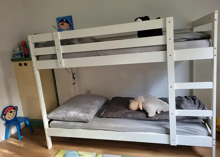 Family Wohnen Mit Garten Am Fusse Des Poestlingbergs Lage Villenviertel Apartament Linz