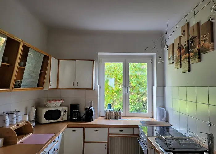 Family Wohnen Mit Garten Am Fusse Des Poestlingbergs Lage Villenviertel Διαμέρισμα Λιντς