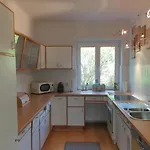 Family Wohnen Mit Garten Am Fusse Des Poestlingbergs Lage Villenviertel Daire Linz