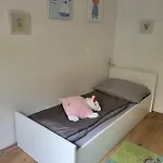 Family Wohnen Mit Garten Am Fusse Des Poestlingbergs Lage Villenviertel Daire Linz